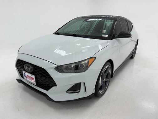 2019 Hyundai Veloster Base