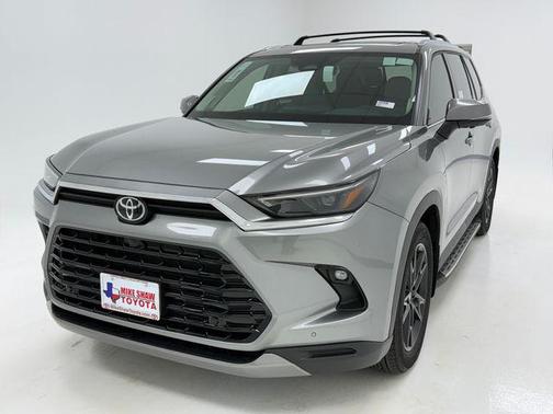 Heavy Metal 2026 Toyota Grand Highlander Hybrid Limited