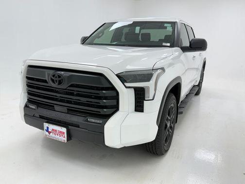 Ice 2026 Toyota Tundra SR5