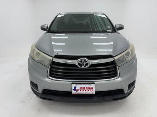 2015 Toyota Highlander LE
