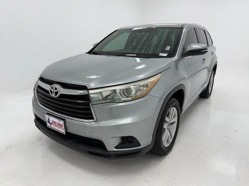 2015 Toyota Highlander LE