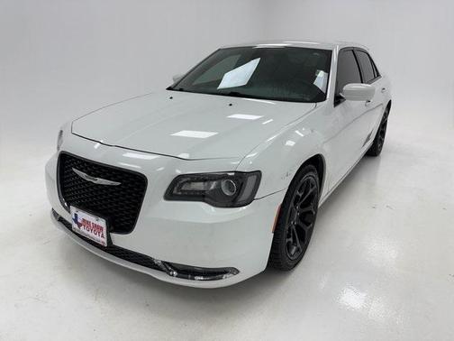2019 Chrysler 300 S
