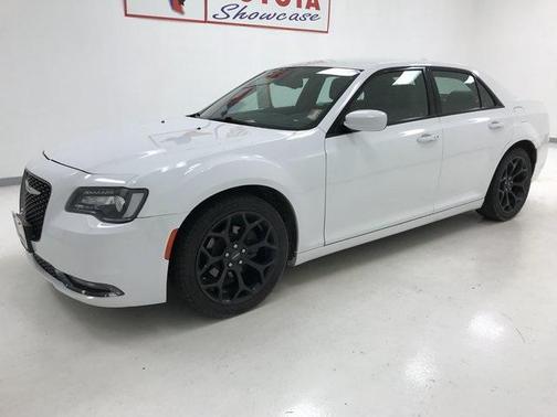 2019 Chrysler 300 S