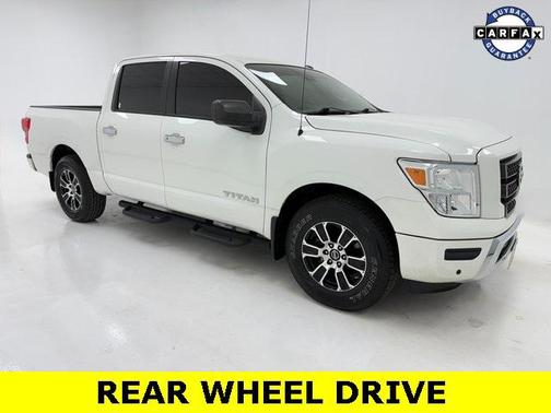 2021 Nissan Titan SV