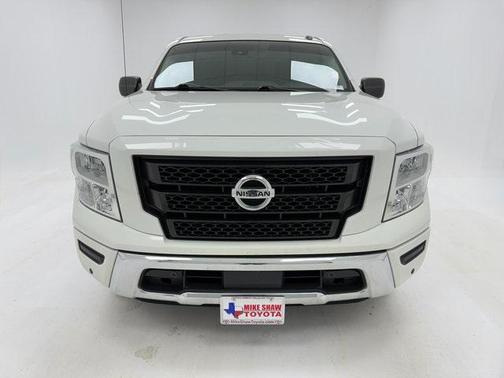 2021 Nissan Titan SV