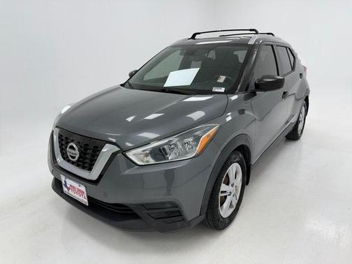 2019 Nissan Kicks S