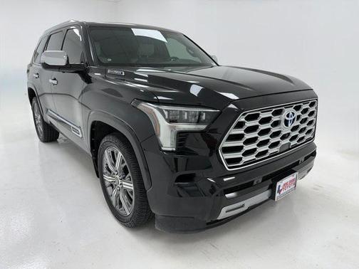 2023 Toyota Sequoia Capstone