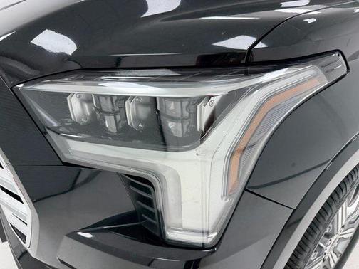 2023 Toyota Sequoia Capstone