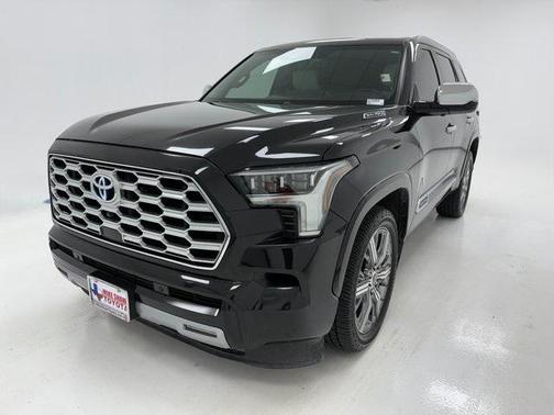 2023 Toyota Sequoia Capstone