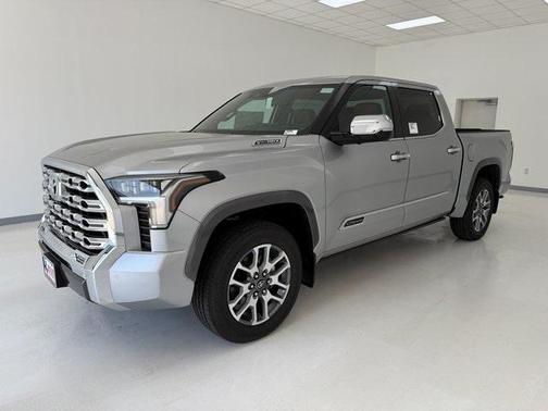 2025 Toyota Tundra Hybrid 1794 Edition