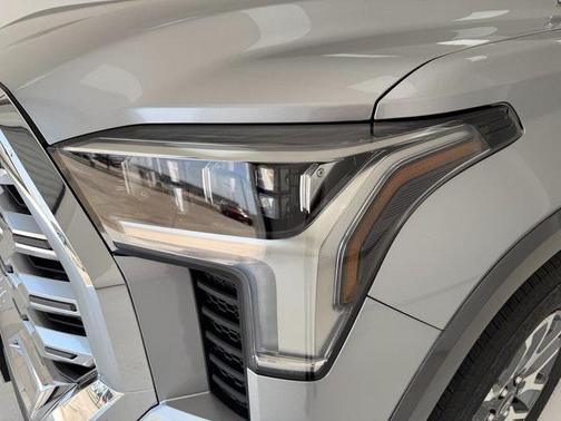 2025 Toyota Tundra Hybrid 1794 Edition