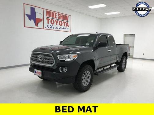 2017 Toyota Tacoma SR