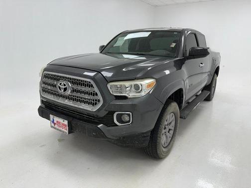 2017 Toyota Tacoma SR