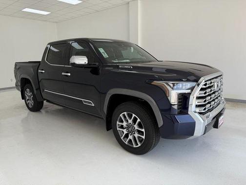 2025 Toyota Tundra Hybrid 1794 Edition