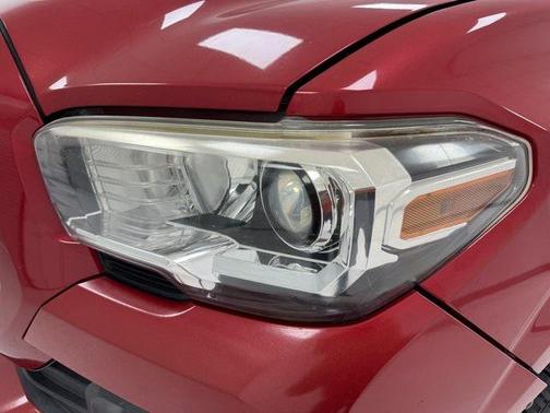 2016 Toyota Tacoma SR5