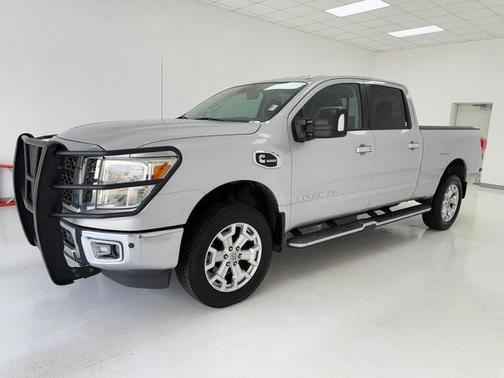 2016 Nissan Titan XD SV