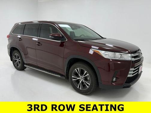 Ooh La La Rouge Mica 2018 Toyota Highlander LE Plus