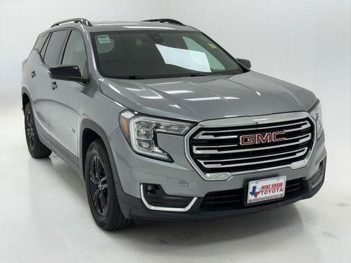 Sterling Metallic 2023 GMC Terrain AWD AT4