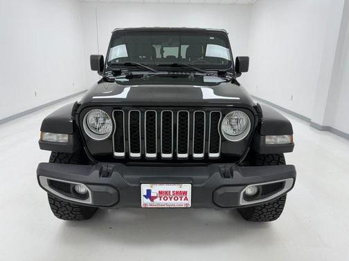 2023 Jeep Gladiator Overland
