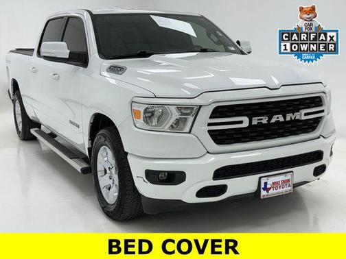 Bright White Clearcoat 2022 RAM 1500 Big Horn/Lone Star