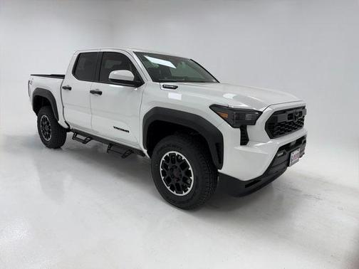 2026 Toyota Tacoma Hybrid TRD Off Road