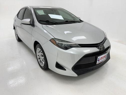 Classic Silver Metallic 2018 Toyota Corolla LE