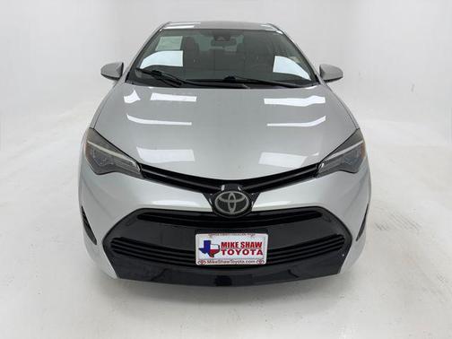 Classic Silver Metallic 2018 Toyota Corolla LE