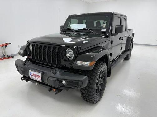 2022 Jeep Gladiator Sport