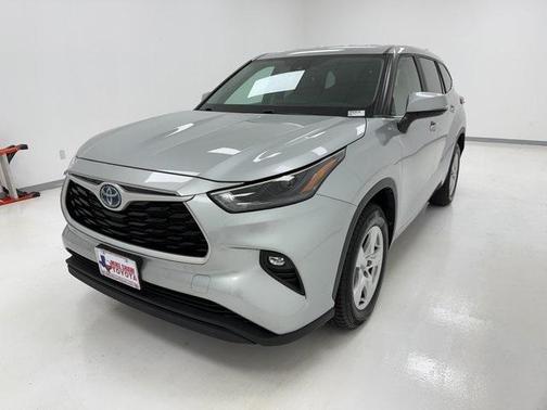 2023 Toyota Highlander Hybrid LE