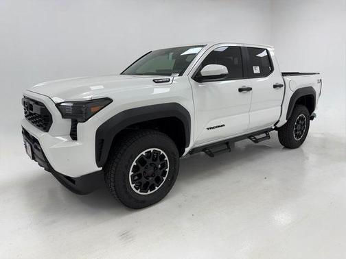 2026 Toyota Tacoma Hybrid TRD Off Road