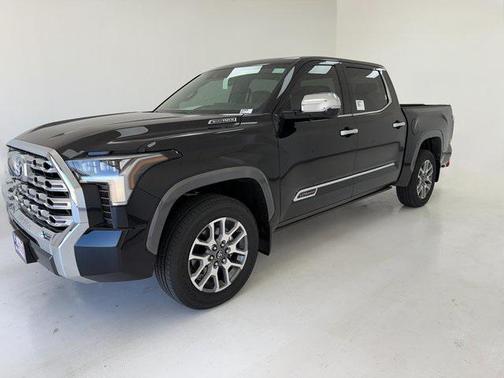 2025 Toyota Tundra Hybrid 1794 Edition