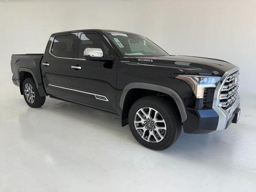 2025 Toyota Tundra Hybrid 1794 Edition