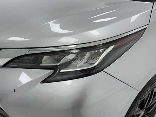 Celestial Silver Metallic 2021 Toyota Sienna LE