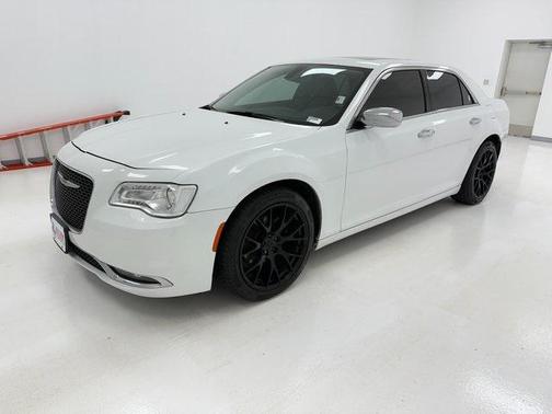 2019 Chrysler 300 Limited