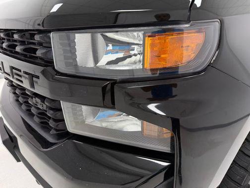 Black 2019 Chevrolet Silverado 1500 Custom