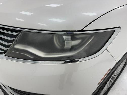 2016 Lincoln MKX Select