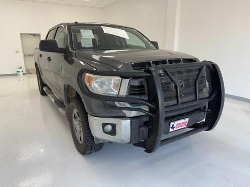 2014 Toyota Tundra SR5