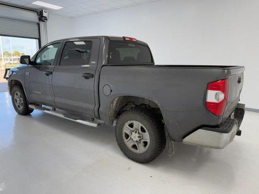 2014 Toyota Tundra SR5