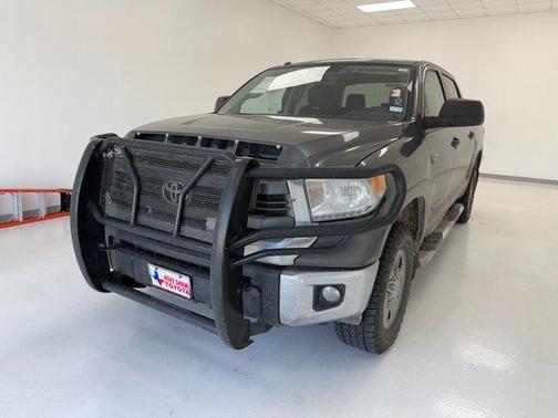 2014 Toyota Tundra SR5