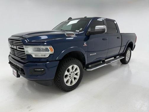 2019 RAM 2500 Laramie Crew Cab 4x4 6'4' Box