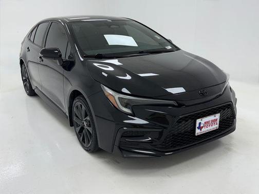 Midnight Black Metallic 2024 Toyota Corolla SE