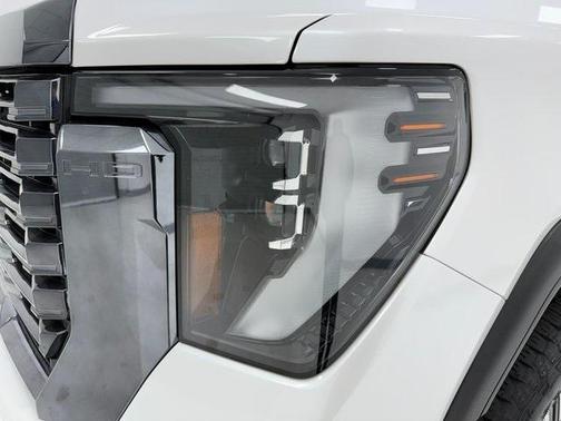 2024 GMC Sierra 2500 Denali Ultimate