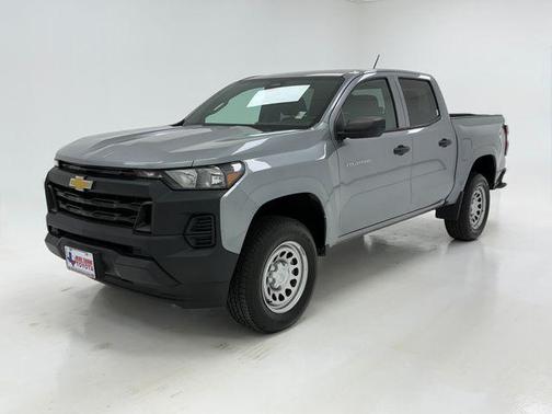 Sterling Gray Metallic 2024 Chevrolet Colorado WT
