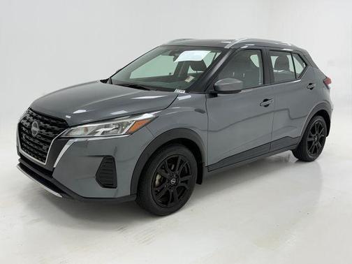 Gun Metallic 2023 Nissan Kicks SV