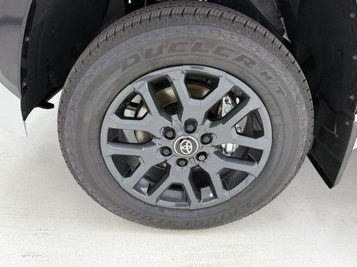 Wind Chill Pearl 2026 Toyota Tundra Platinum