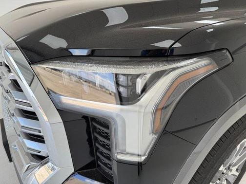 2025 Toyota Tundra Hybrid 1794 Edition