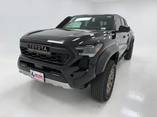 2026 Toyota Tacoma Hybrid Trailhunter