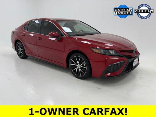 Red 2024 Toyota Camry SE
