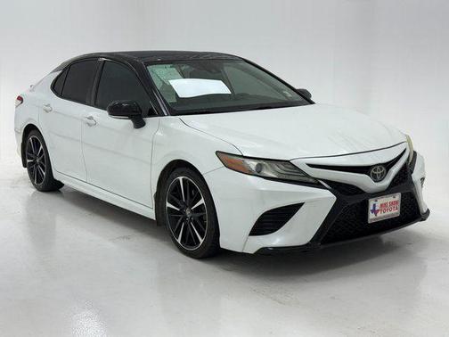 2019 Toyota Camry XSE