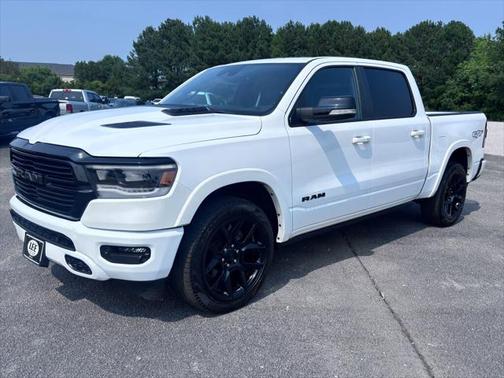 2022 RAM 1500 Laramie Crew Cab 4x4 57' Box
